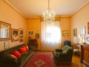 215 1748502958 gallery 180x135