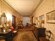 812 1748502958 gallery 180x135