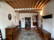 10 1754465062 gallery 180x135