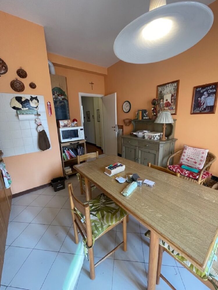 IMG_4690 1762357482 gallery 750x1000