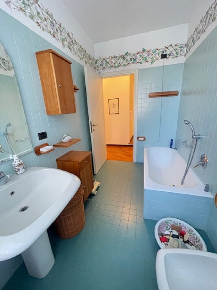 IMG_4693 1762357482 gallery 750x1000