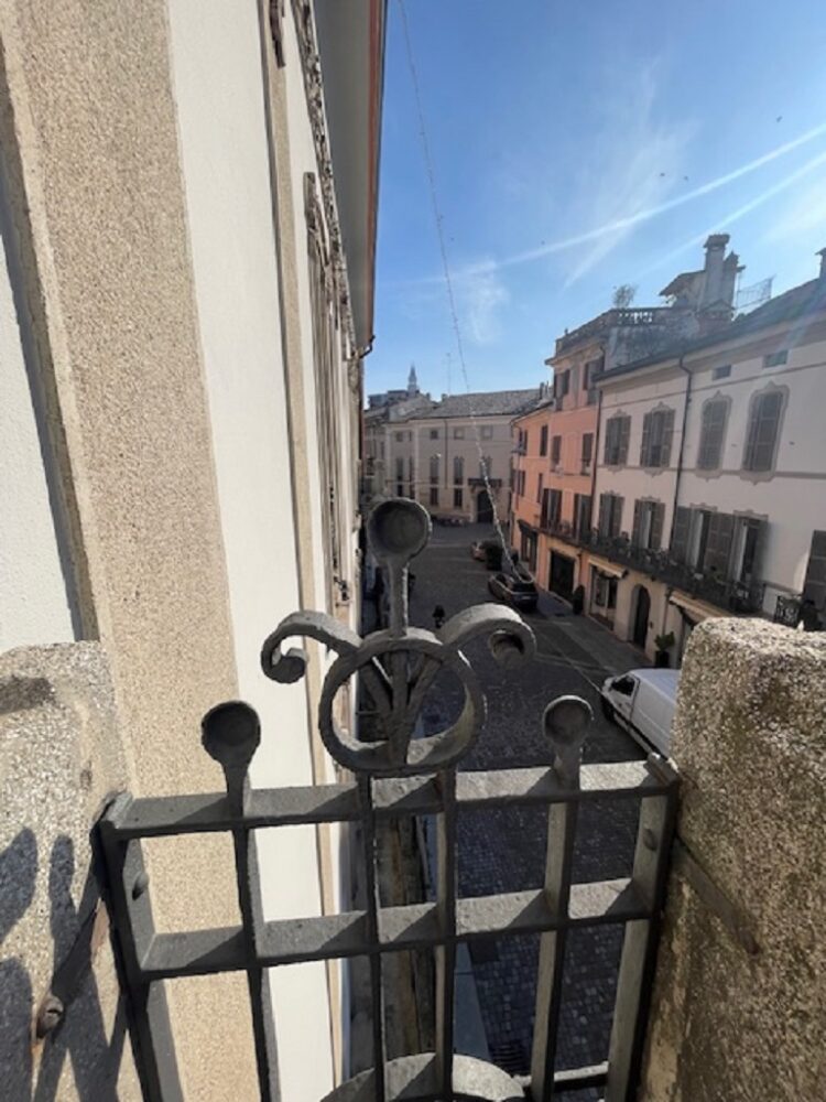 IMG_4698 1762357482 gallery 750x1000