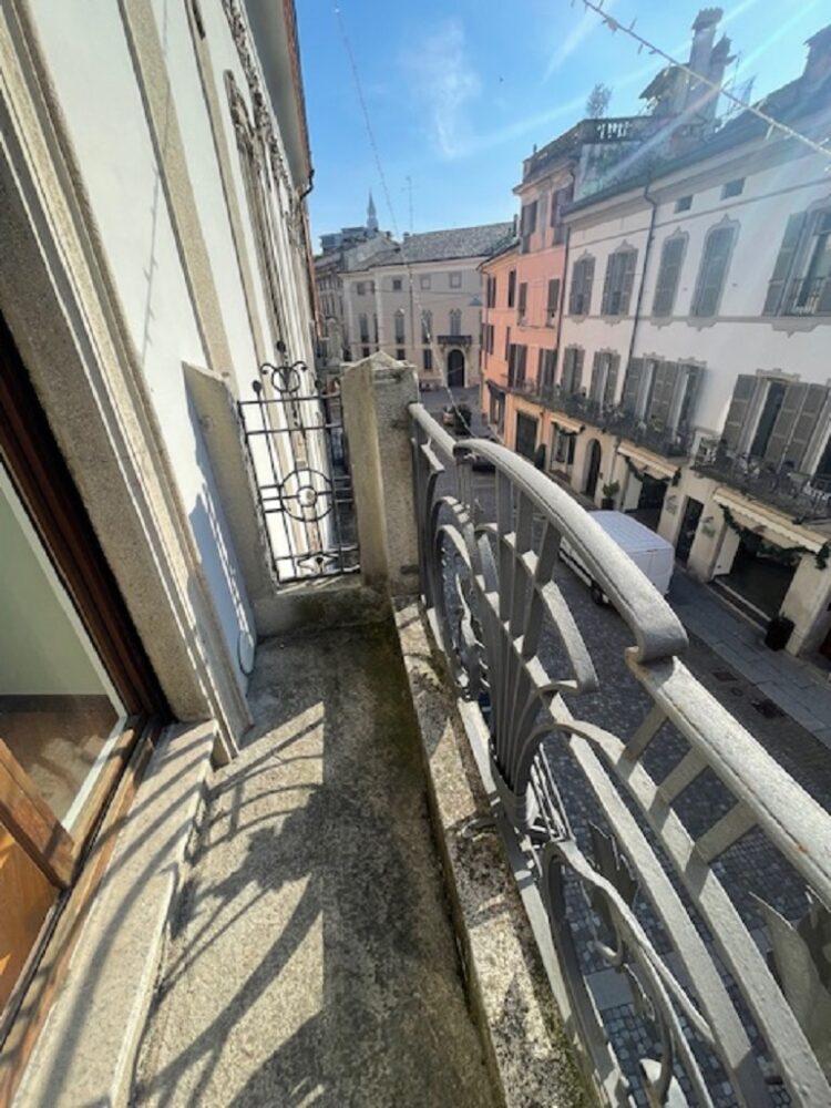 IMG_4700 1762357499 gallery 750x1000