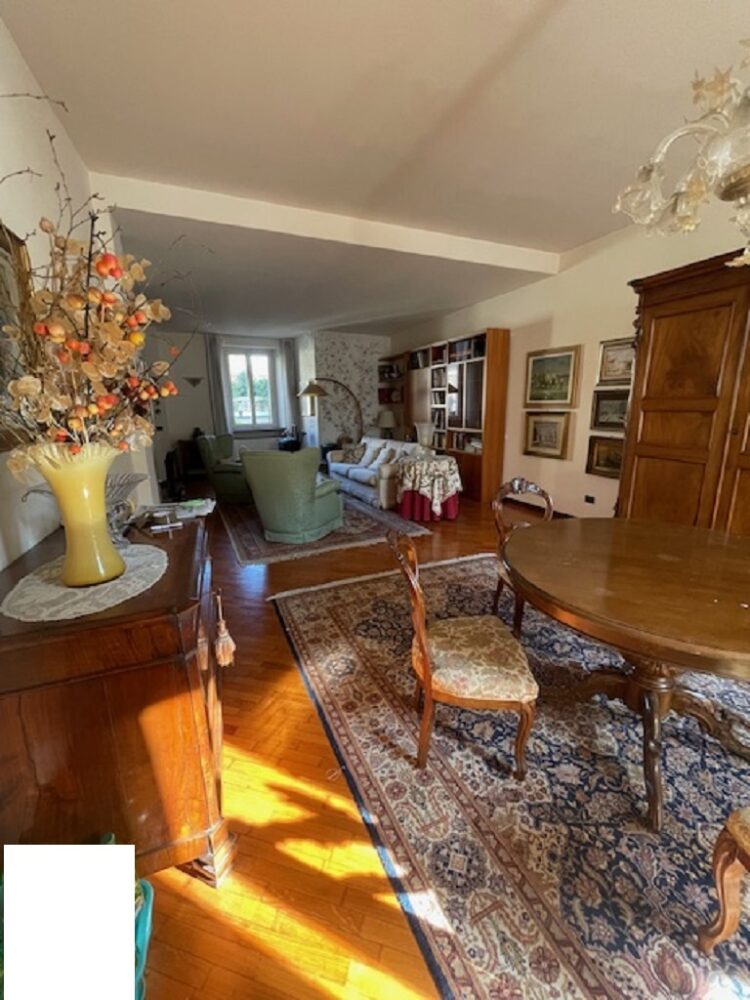 IMG_4711 1762357499 gallery 750x1000