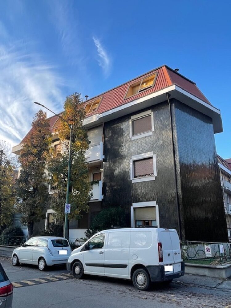 IMG_4760 1762504945 gallery 750x1000