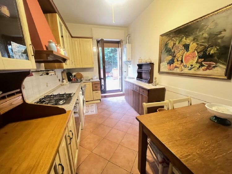 IMG_4811 1762937207 gallery 750x563