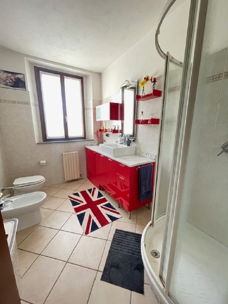 IMG_4974 1764169999 gallery 750x1000