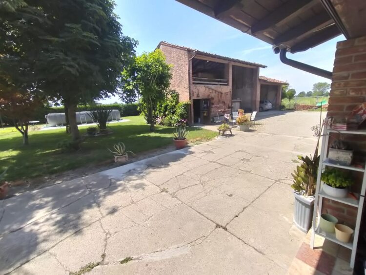 24bcf124 1a07 461c 9e76 ddd04d9ac847 1765903306 gallery 750x563