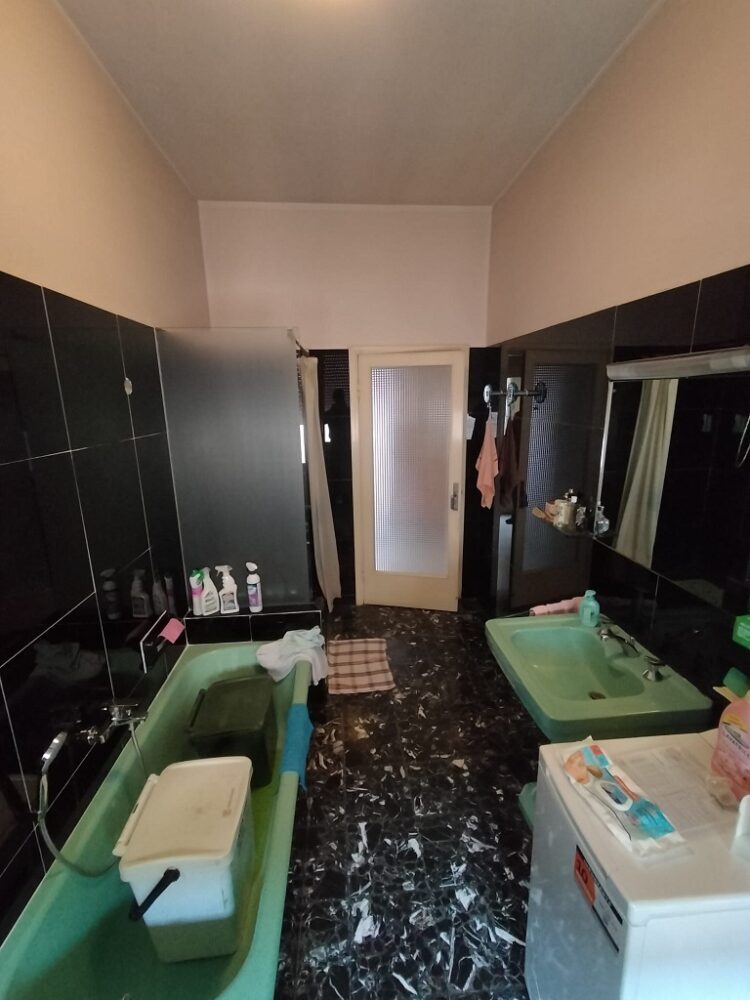 6e183f37 92ca 4906 b1fd 9807db9c39a7 1764922867 gallery 750x1000