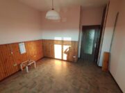 9030f629 e90d 4843 9b19 0791a55080c0 1764865249 gallery 180x135