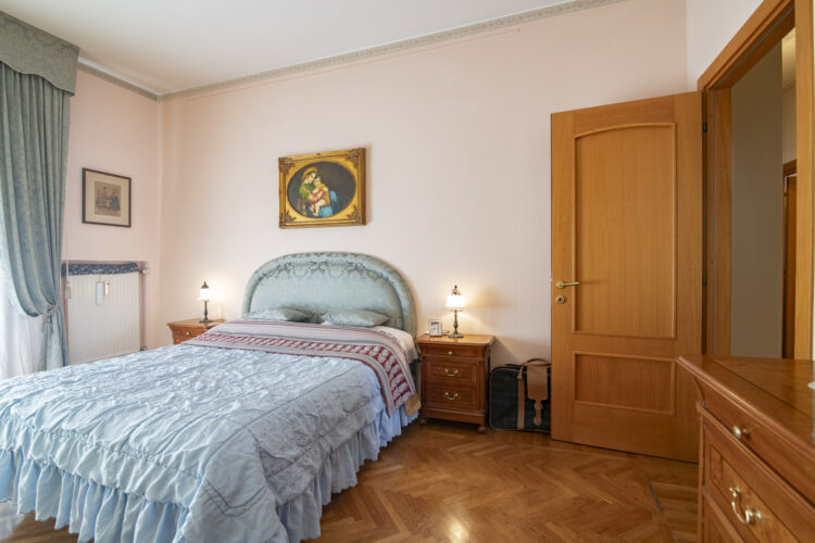 _SPO7856 1765275490 gallery 750x500