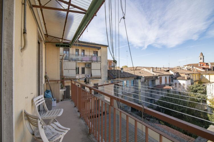 _SPO7904 1765275557 gallery 750x500