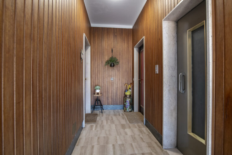 _SPO7928 1765275557 gallery 750x500