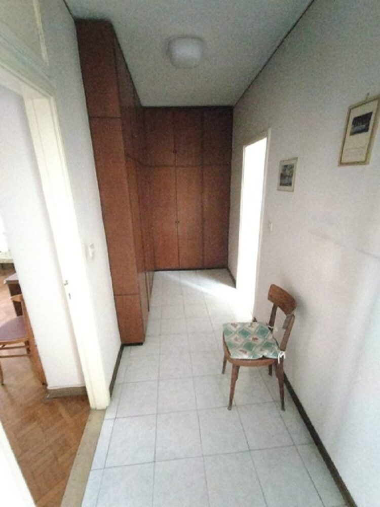 c425807e 4128 4508 b8e8 f3e0e8567786 1764922942 gallery 750x1000