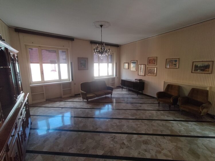 f7d472c7 689e 4b89 b2ff 3e785a2d0691 1764922843 gallery 750x563