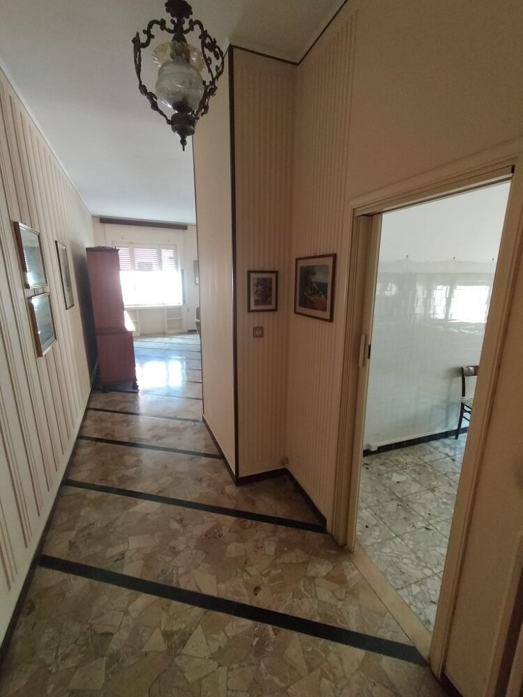 f940d22b 1939 4b14 baeb afce920e8f43 1764922843 gallery 750x1000