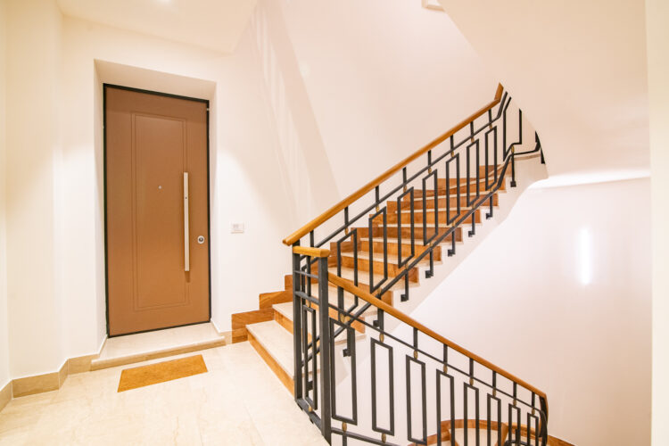 _ARI7180 1770890432 gallery 750x500