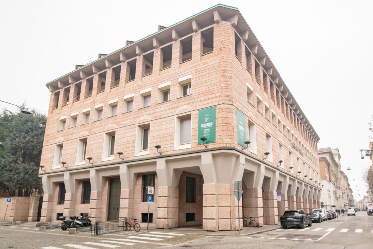 _ARI7455 1770890685 gallery 750x500