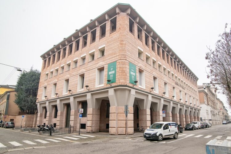 _ARI7457 1770890685 gallery 750x500