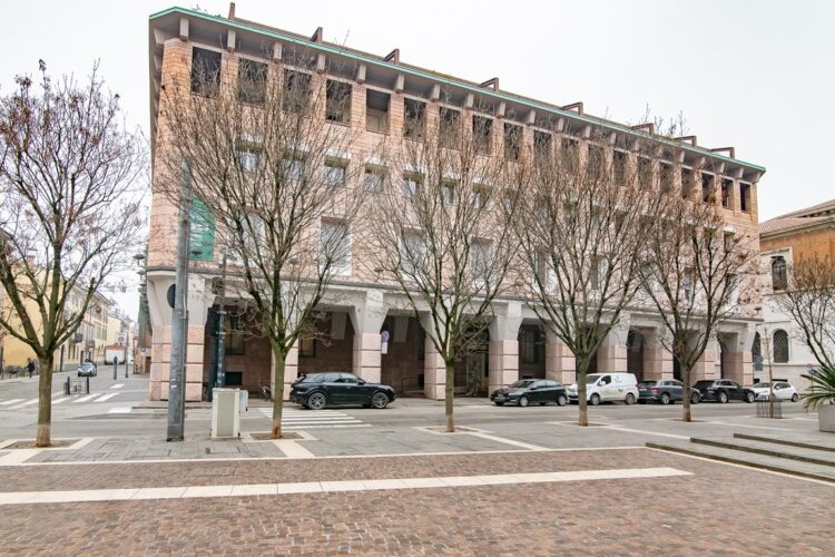 _ARI7474 1770890685 gallery 750x500