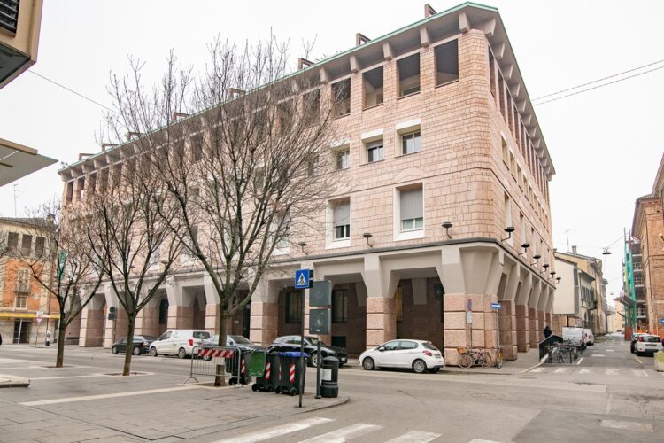 _ARI7502 1770890685 gallery 750x500