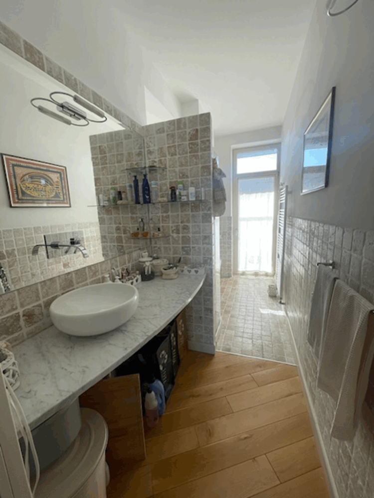 2 1774886531 gallery 750x1000