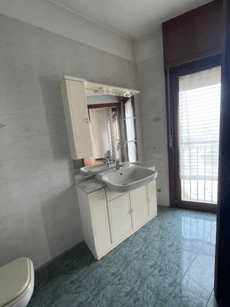 4 1773736931 gallery 750x1000