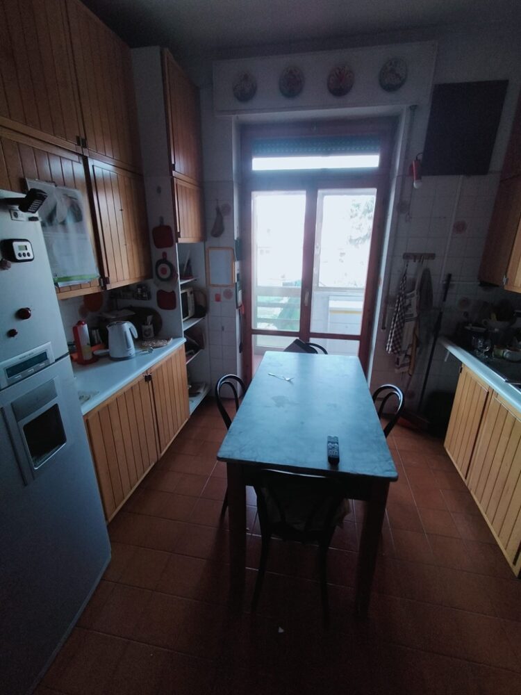 1709215d 972f 4f1d aabd 58c3ad189424 1776352692 gallery 750x1000