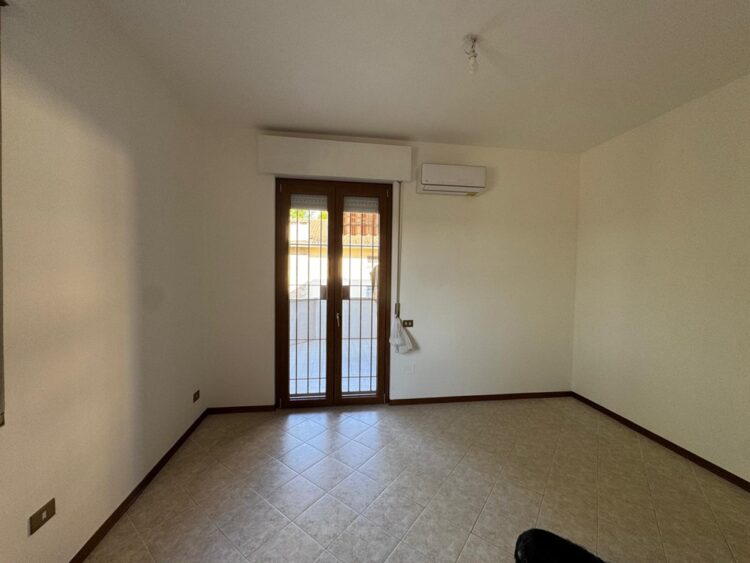 PHOTO 2026 04 13 17 35 45 1776269738 gallery 750x563