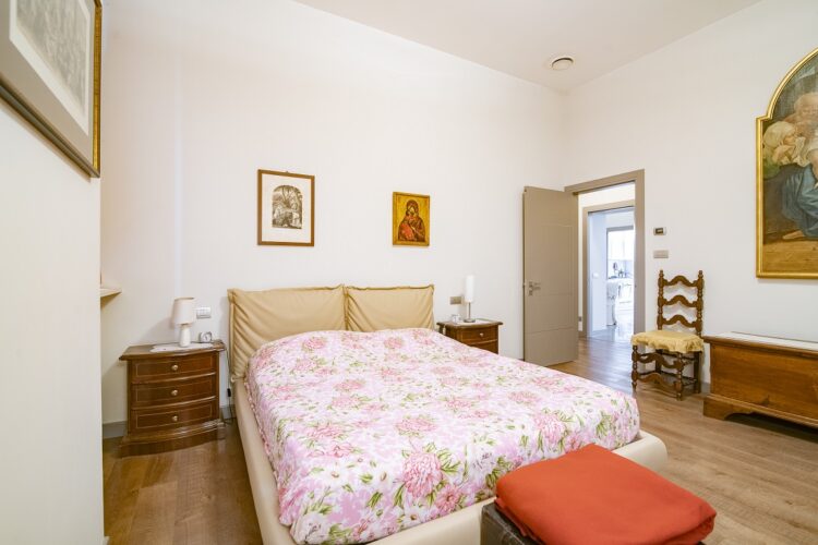 _ARI0990 1777282997 gallery 750x500