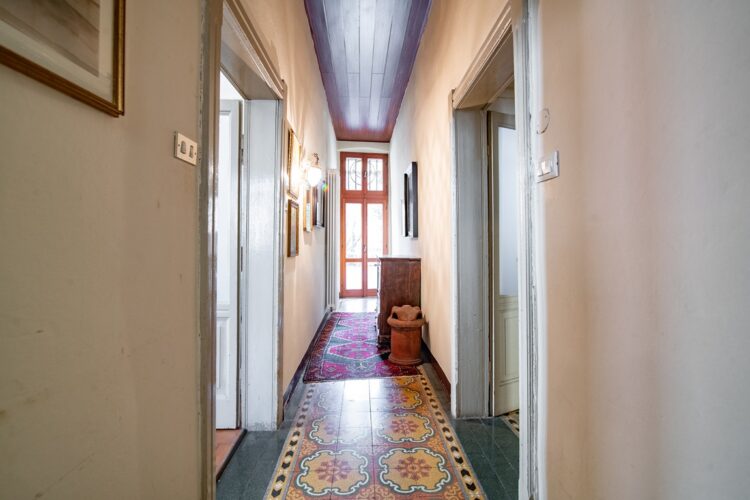 _ARI8103 1775813750 gallery 750x500