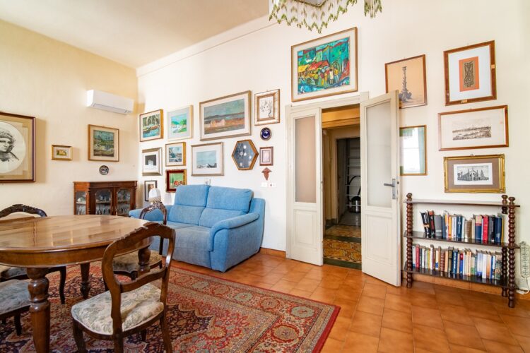 _ARI8127 1775813750 gallery 750x500