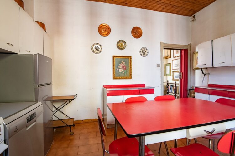 _ARI8169 1775813770 gallery 750x500