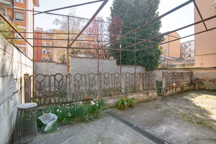 _ARI8322 1775813822 gallery 750x500