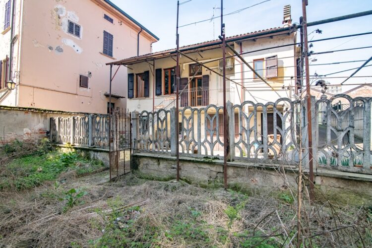 _ARI8343 1775813822 gallery 750x500