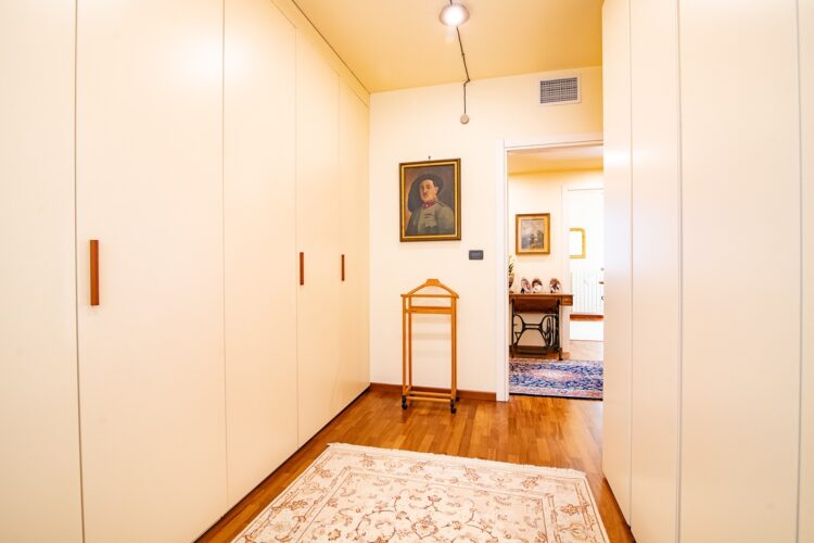 _ARI8467 1775726676 gallery 750x500