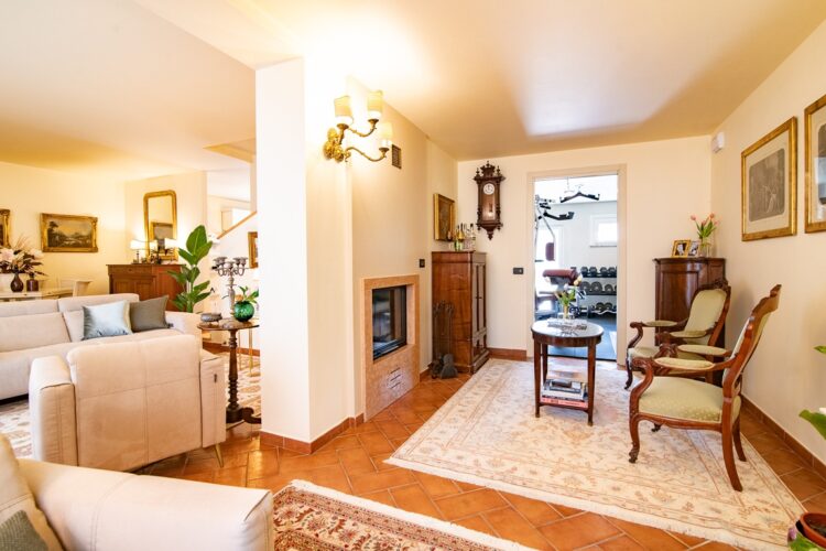 _ARI8572 1775726601 gallery 750x500