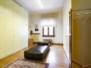 _ARI8889 1777017263 gallery 180x135
