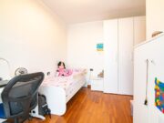 _ARI0778 1785232432 gallery 180x135