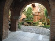 008 1792481568 gallery 180x135