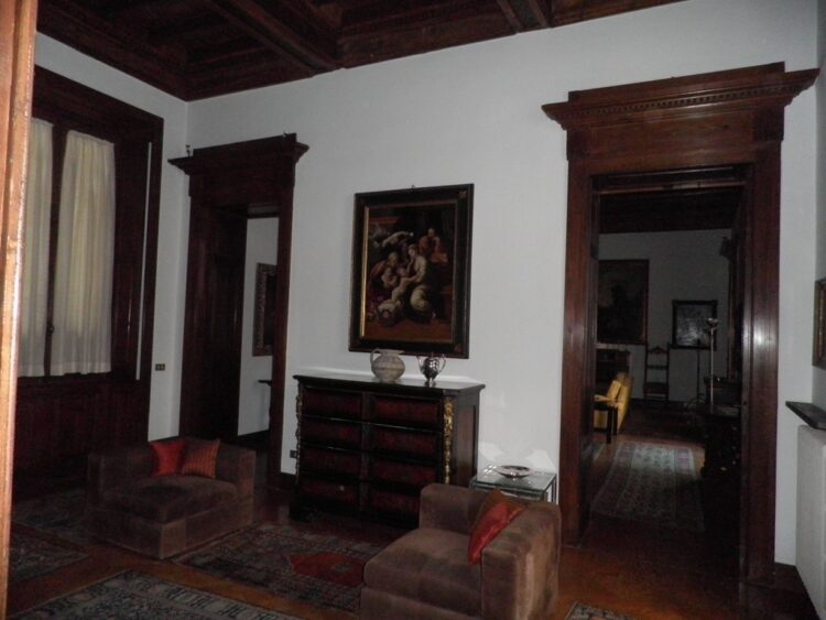 032 1792481643 gallery 750x563