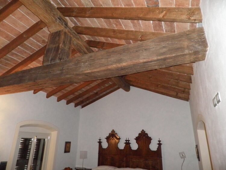063 1792481701 gallery 750x563